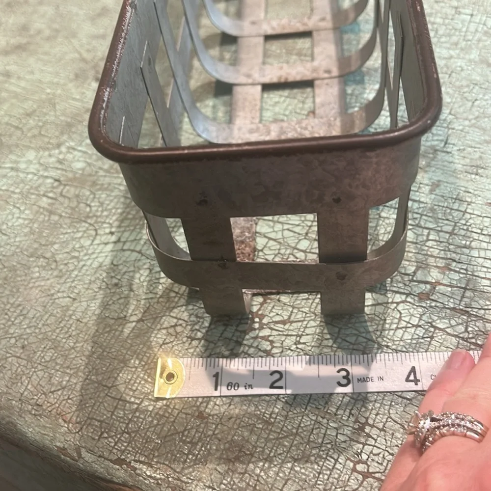 Vintage Inspired Galvanized Metal Wire Basket – Farmhouse Rustic Décor